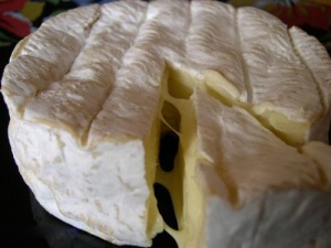 300_camembert.jpg